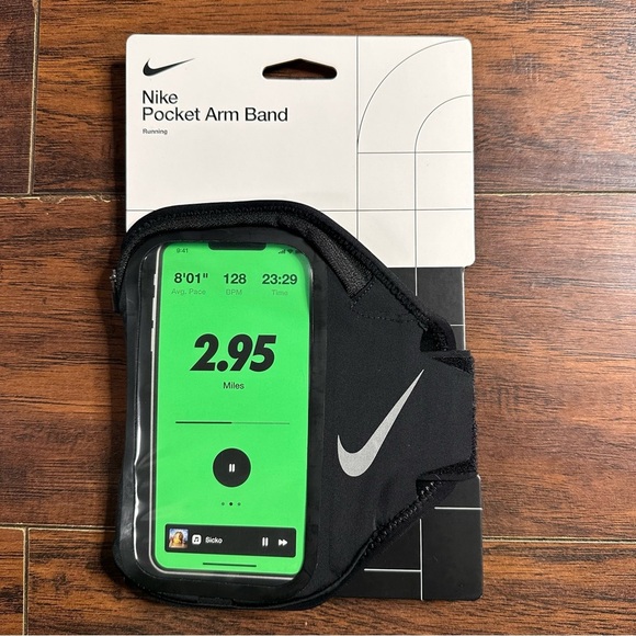 Nike Other - Nike Pocket Arm Running Band